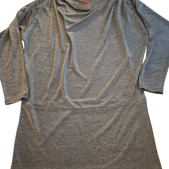 Ruby Ribbon Silv er Long-Sleeve Dress size M - Picture 1 of 5